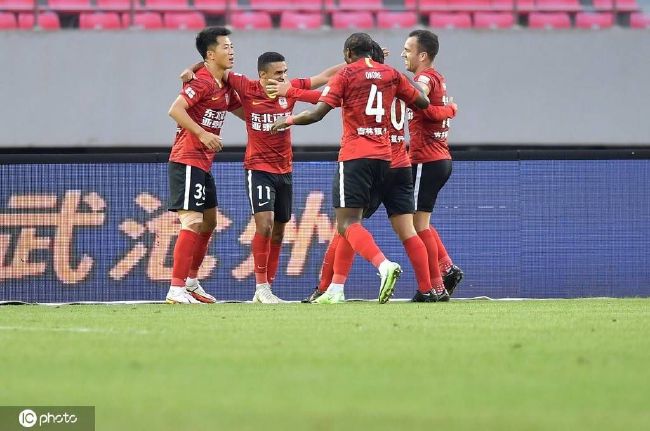 界：重生F1：狂飙飞车 ： 相关新闻 票房冲破40亿、提名奥斯卡，最大赢家是它！