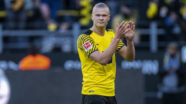 《我的青春有个你》单日票房 《我和我的父辈》点映夺冠 《峰爆》稳居日榜前列 2021-09-30 9月29日，全国院线总票房报收3869万。
