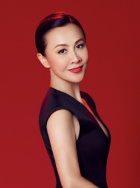影片发布一组角色剧照，并同步曝光演员阵容，在杭州的湖光山色中，正上演这场关于“爱和美味”的温暖故事。