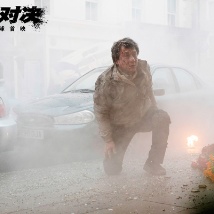 金·卡戴珊主演《诉讼女王》巴黎首映 3 《同乐者》曝预告 《绝命毒师》主创打造科幻新剧 4 《海贼王2》曝海报及剧照 布洛基和东利同框亮相 5 经典美剧《越狱》重启！